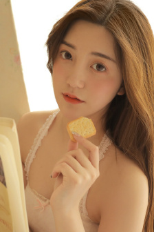 夏台凤